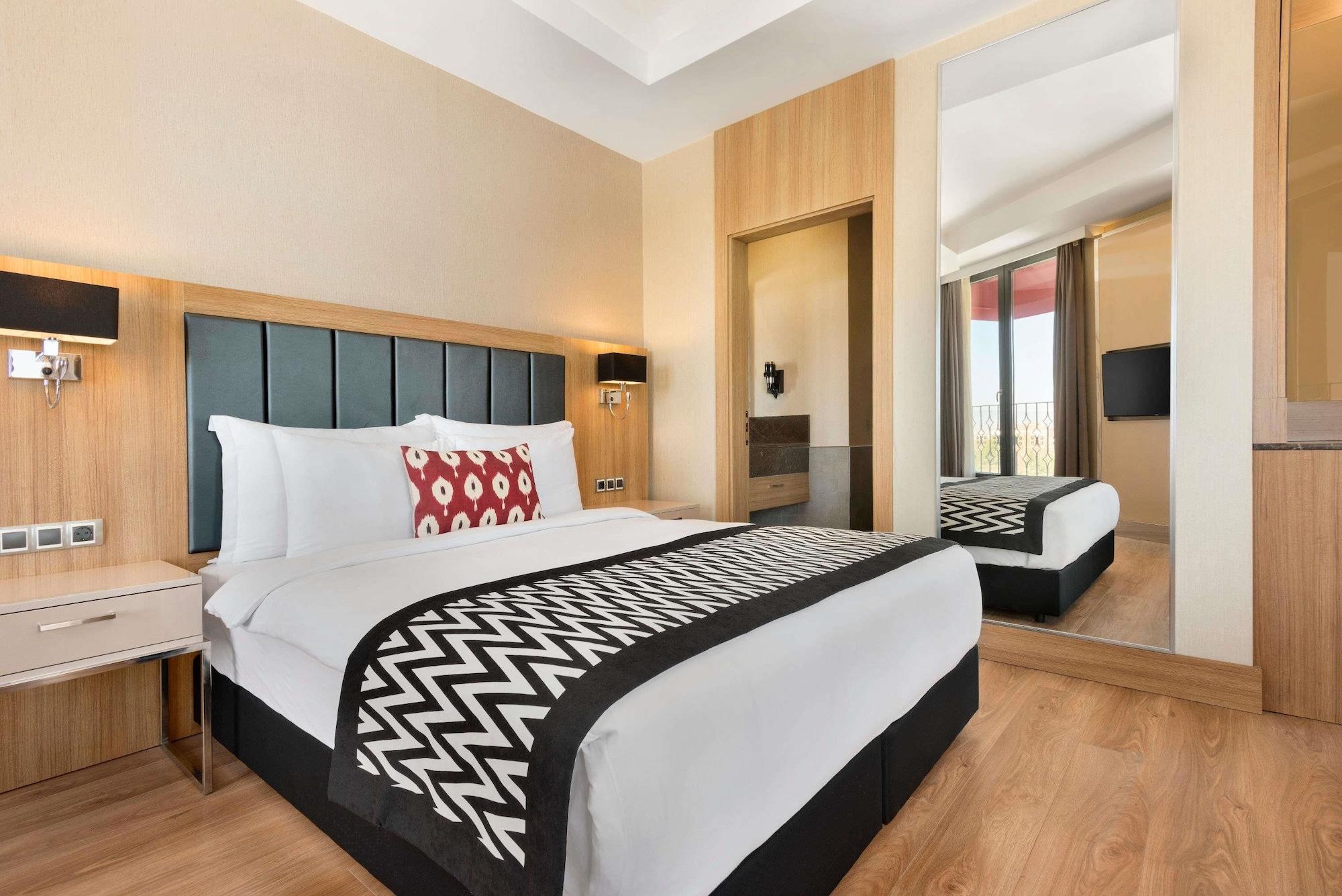 Ramada Encore Eskişehir Esterno foto