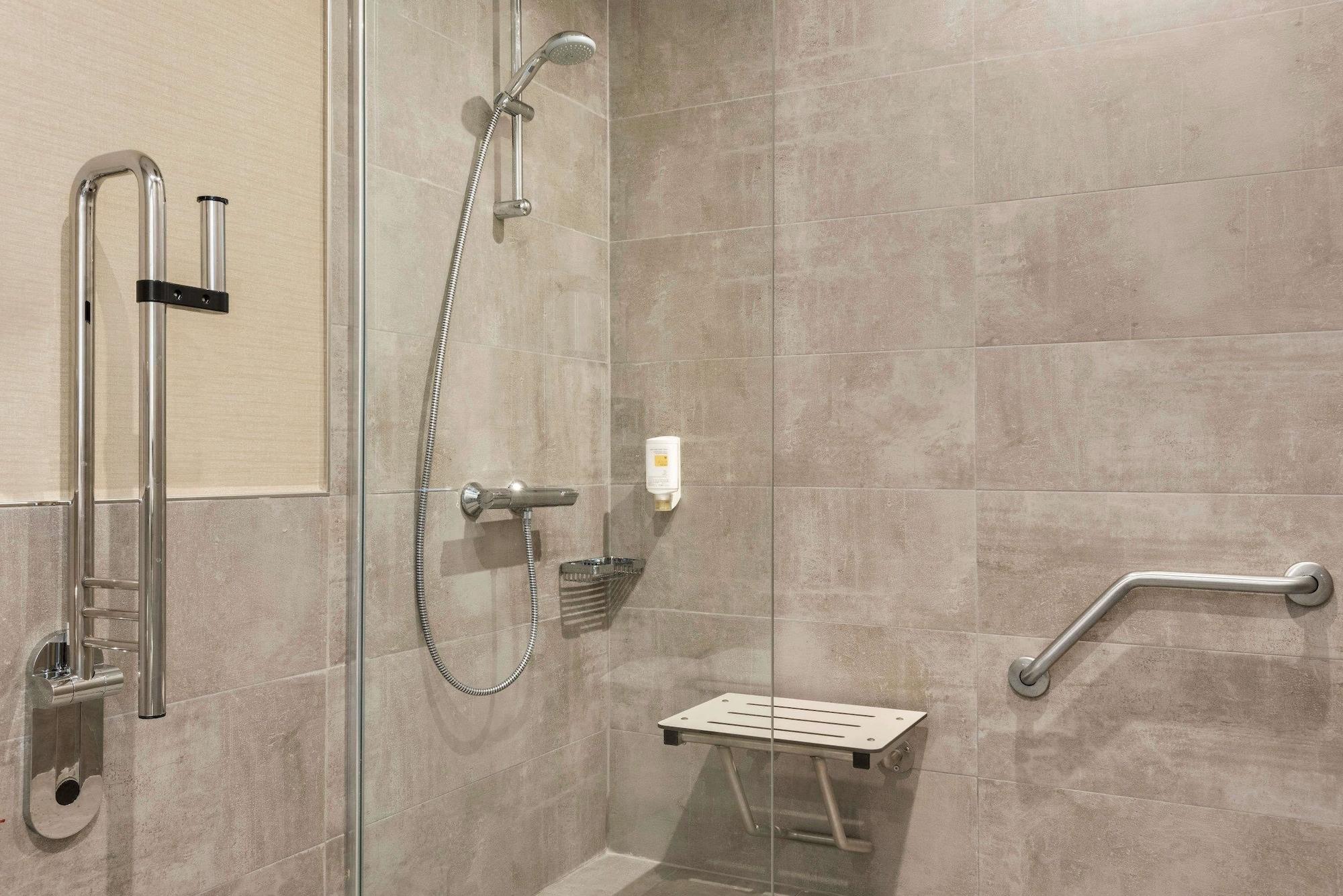 Ramada Encore Eskişehir Esterno foto