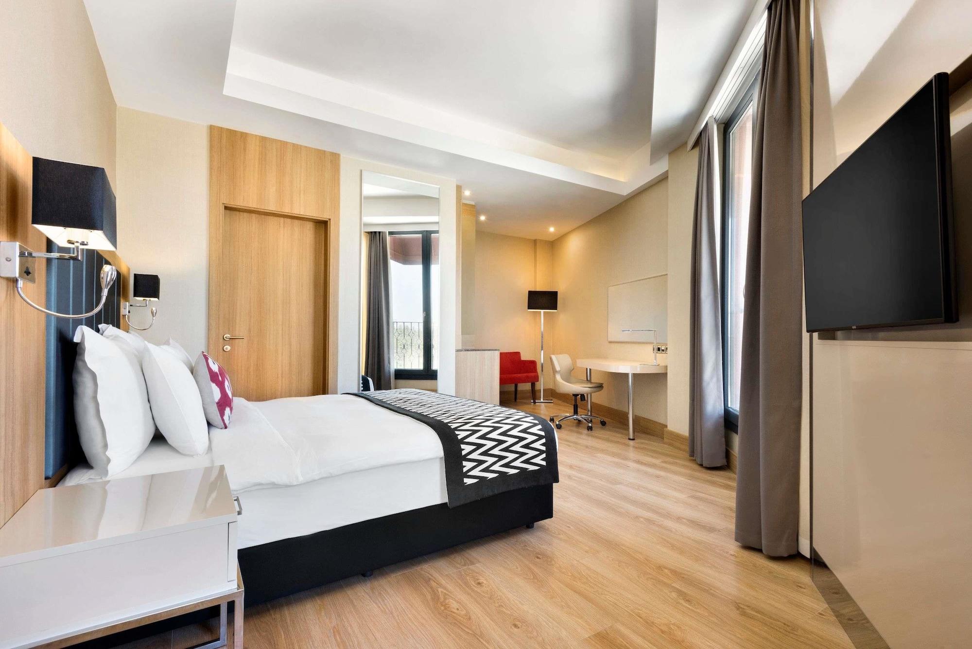 Ramada Encore Eskişehir Esterno foto